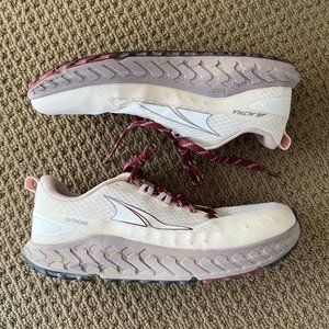 Altra Women's Outroad Running Shoes Size 9.0